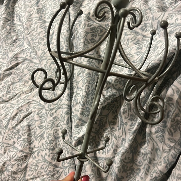 Spinning jewelry rack - Picture 2 of 3